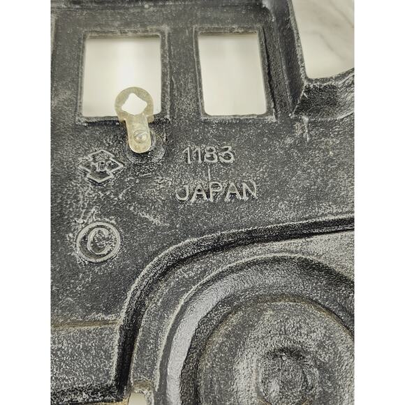 Car Design Wall Decor Plaque Cast Aluminum 14" Made in Japan x2 Vintage - Picture 14 of 16